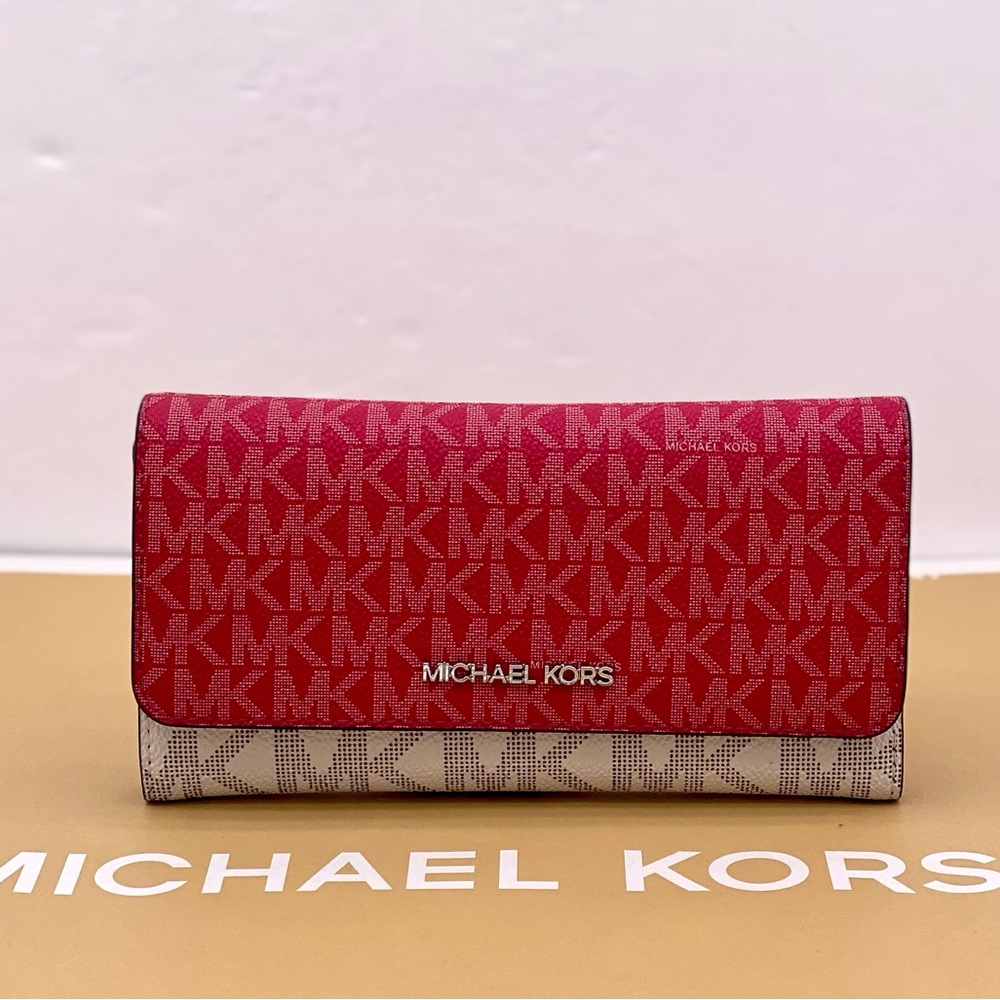 MICHAEL KORS Jet Set Travel Signature
Logo Tri-Fold Wallet DARK RASPBERRY MULTI - Picture 5 of 16